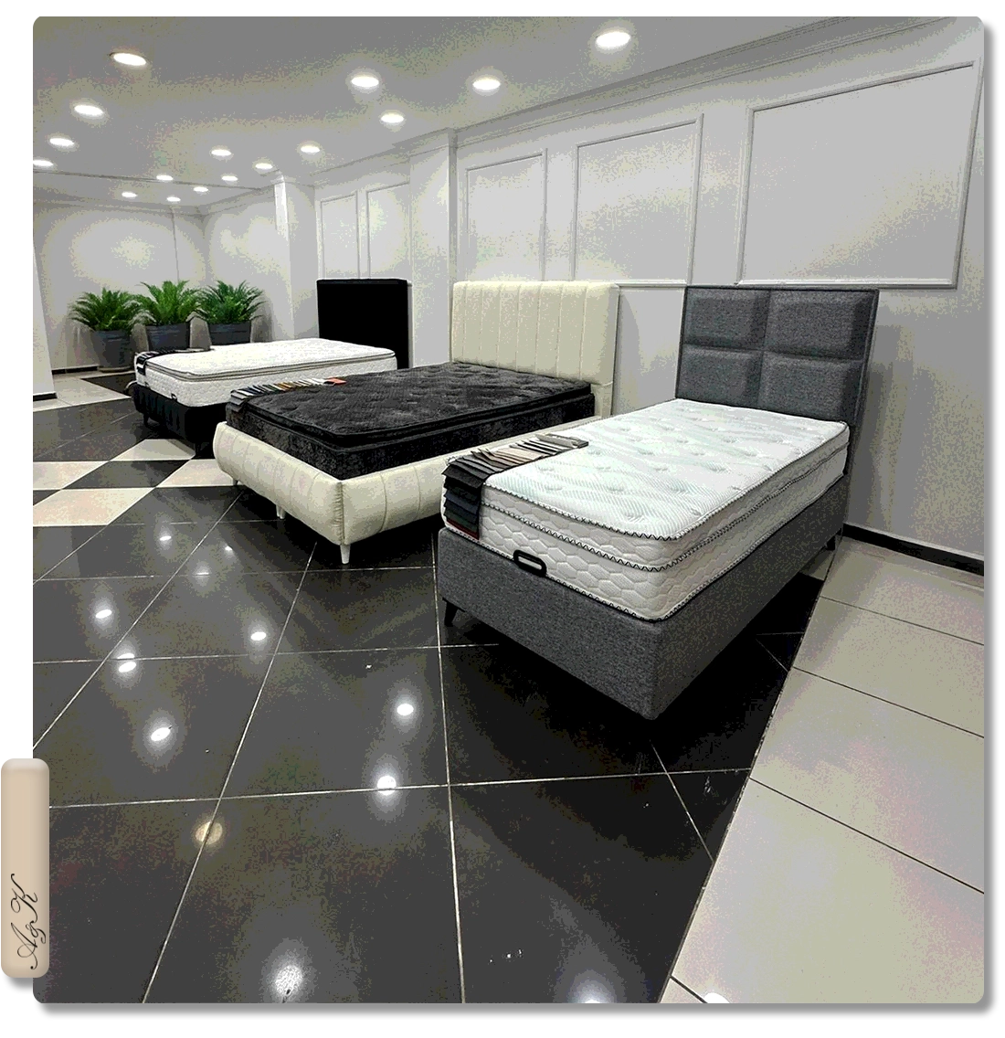 hakkımızda - ana görsel mağazadan 3 baza gölgeli